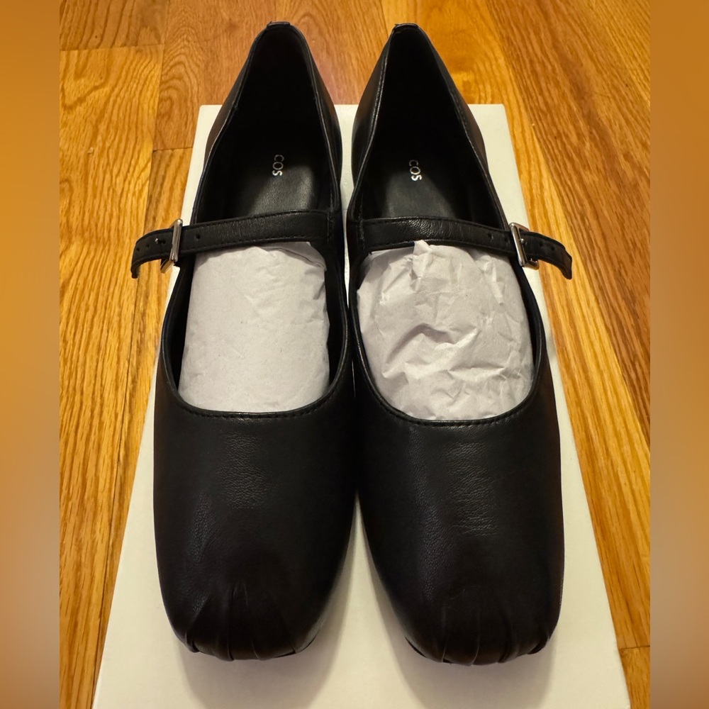 COS PLEATED LEATHER MARY-JANE BALLET FLATS - Picture 3 of 7